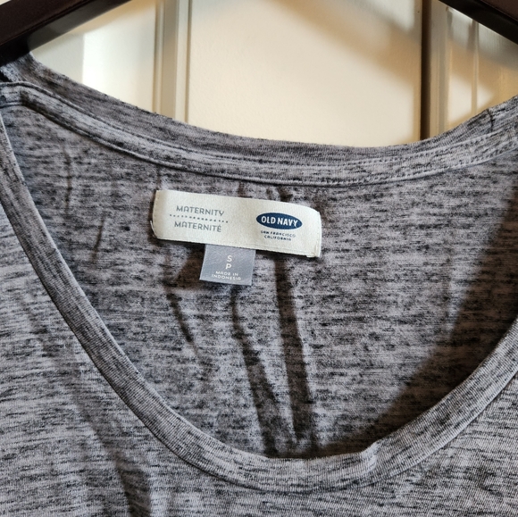Old Navy Maternity Long Sleeve Shirt Size Small - Picture 4 of 4
